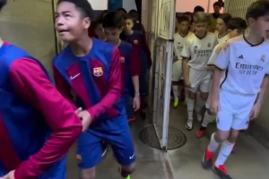 巴薩皇馬少年隊(duì)交手，德比氛圍一樣到位