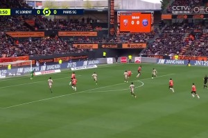 個人能力！登貝萊右路內(nèi)切抽射破門，巴黎1-0領(lǐng)先洛里昂！