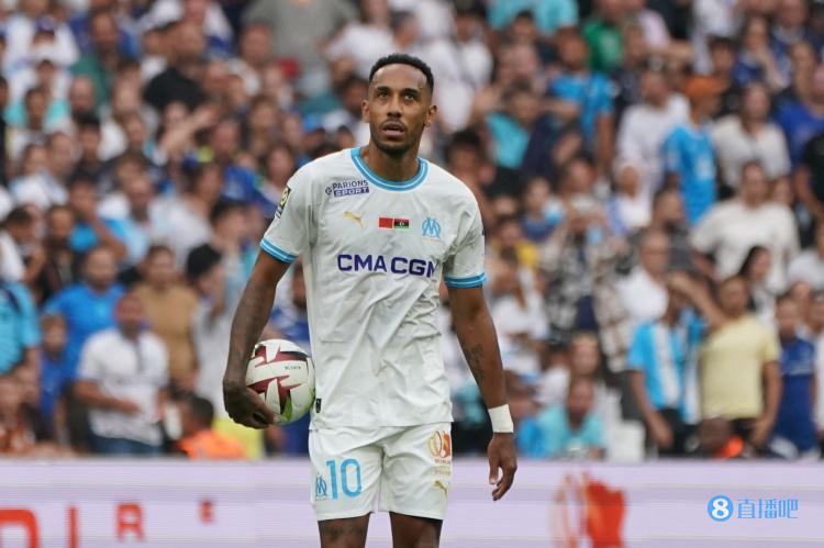 梅開二度助隊大勝，奧巴梅揚本賽季34場取得18球8助攻