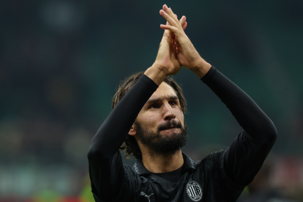 米蘭主場1-2不敵國際米蘭失去<a href=http://8809.jianzhanzj.com/tag/yijia.html target=_blank class=infotextkey>意甲</a>冠軍