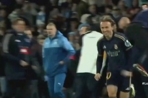 皇馬勝利后，莫德里奇開心的像個(gè)孩子！