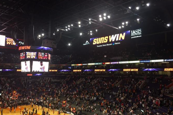 太陽隊的主場是哪個體育場？